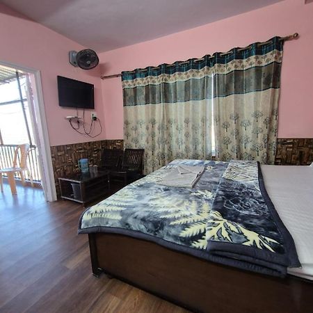 Bed and Breakfast Yug Shimla Exterior foto